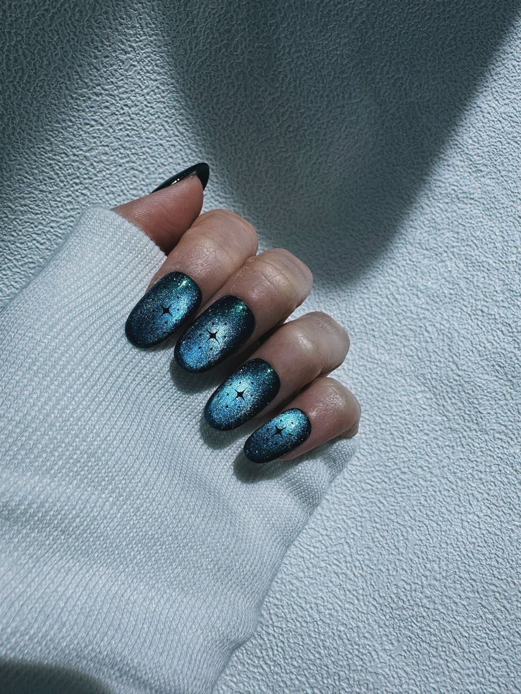 Moonlit Cosmos - COSMIC RIPPLE Nails | Galaxy Aura Press-Ons