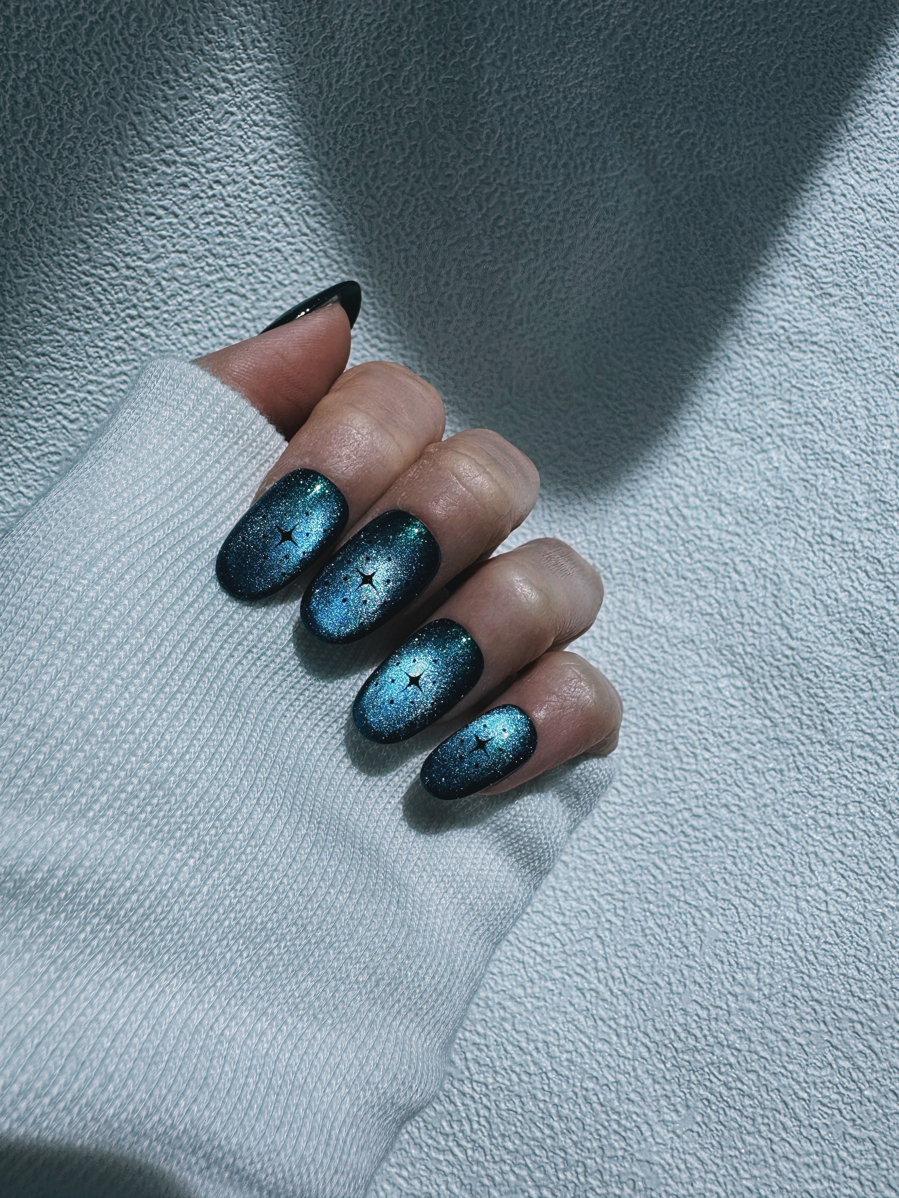 Moonlit Cosmos - COSMIC RIPPLE Nails | Galaxy Aura Press-Ons