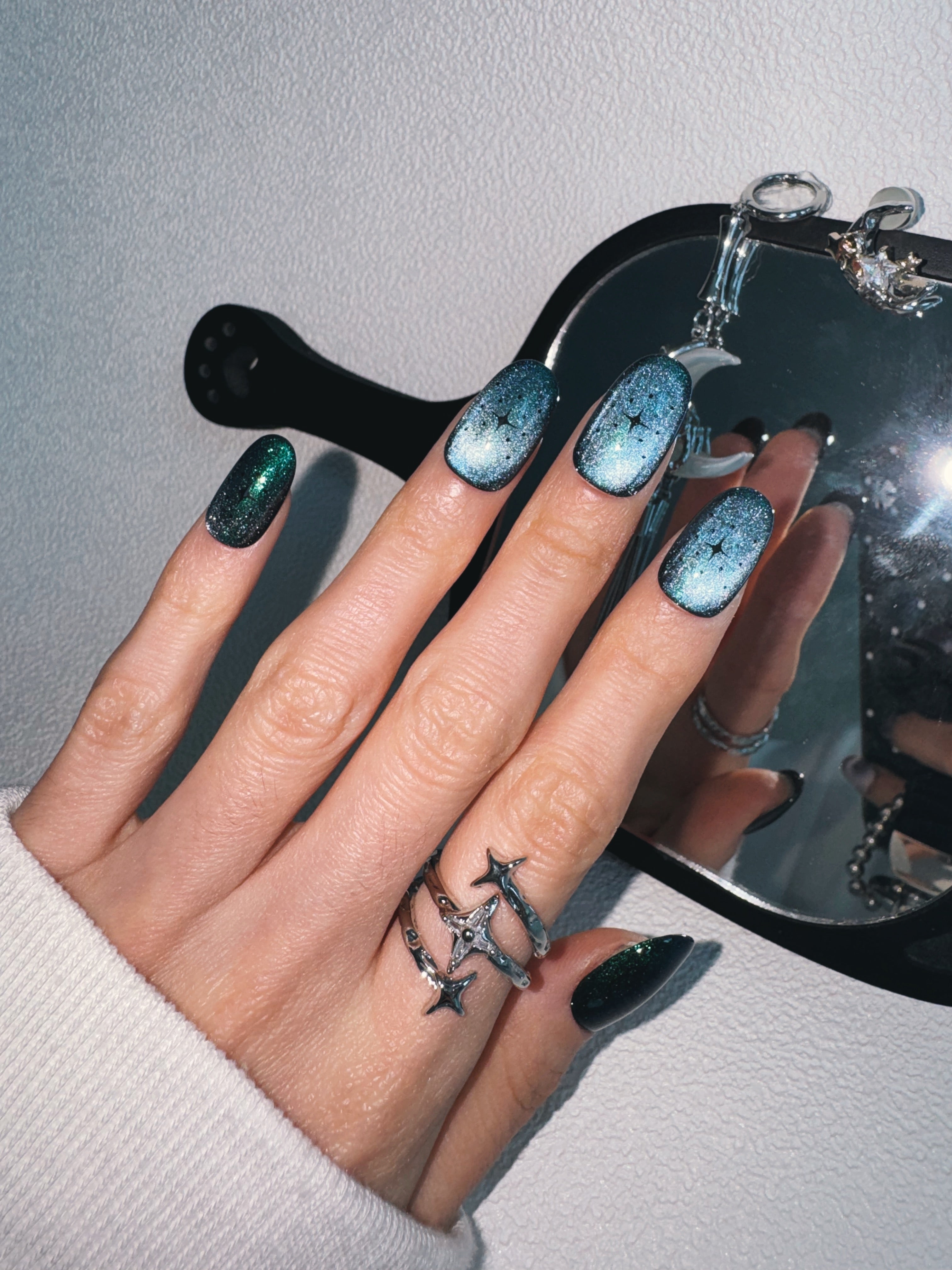 Moonlit Cosmos - COSMIC RIPPLE Nails | Galaxy Aura Press-Ons