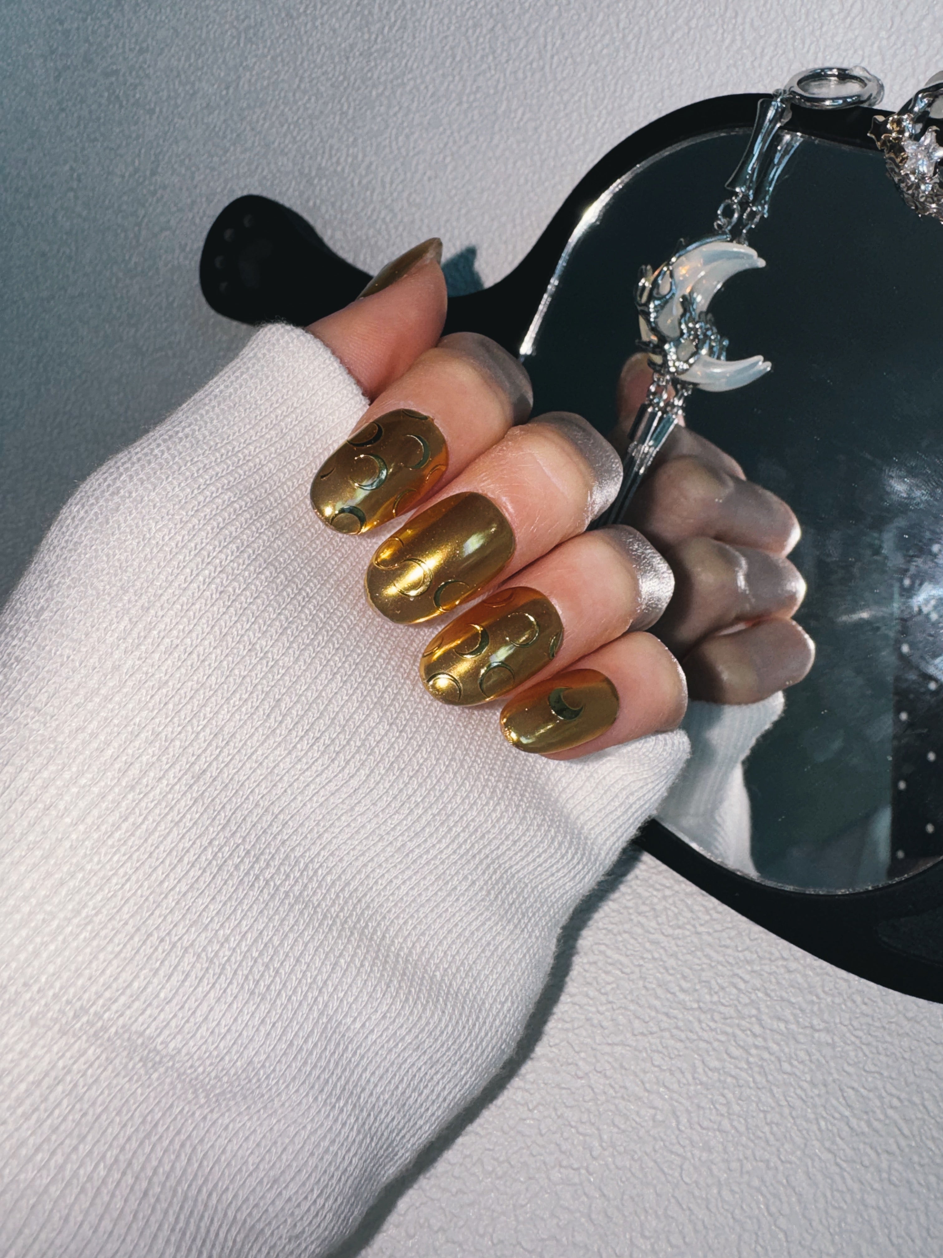 Moonlit Cosmos - GOLDEN ORBIT Nails | Galaxy Aura Press-Ons