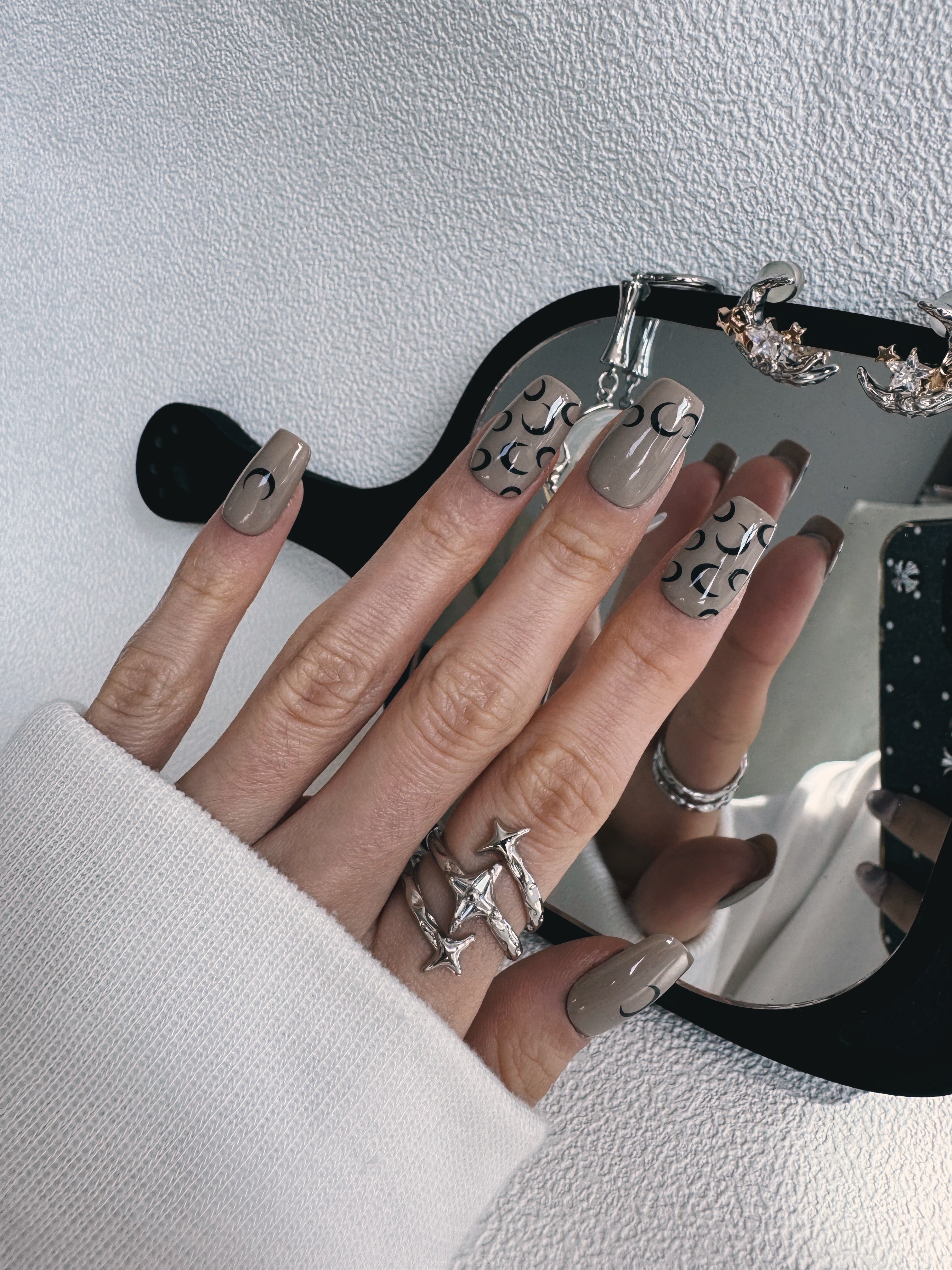 Moonlit Cosmos - LUNAR VEIL Nails | Galaxy Aura Press-Ons