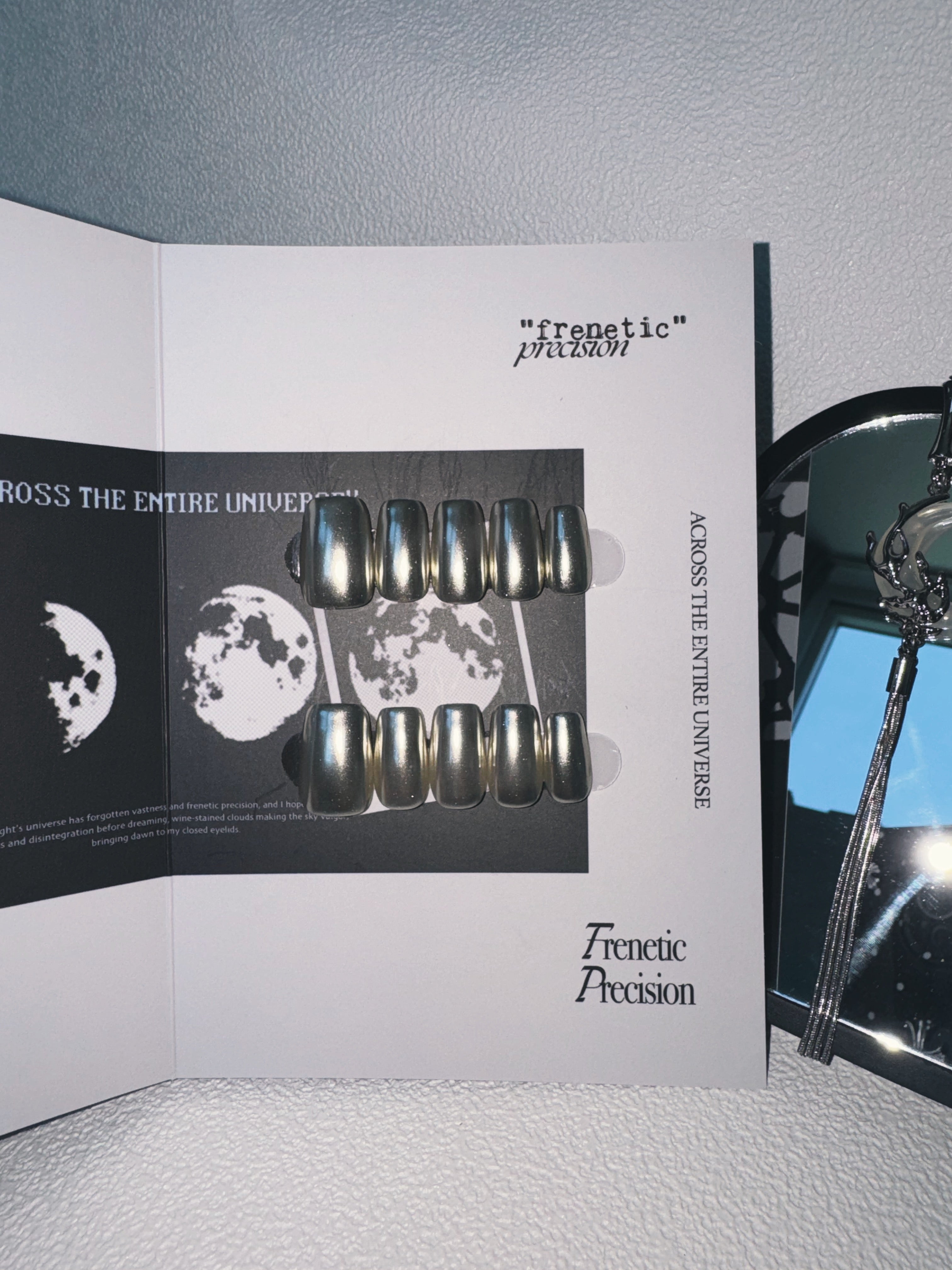 Moonlit Cosmos - MOONLIGHT REFLECTION Nails | Galaxy Aura Press-Ons