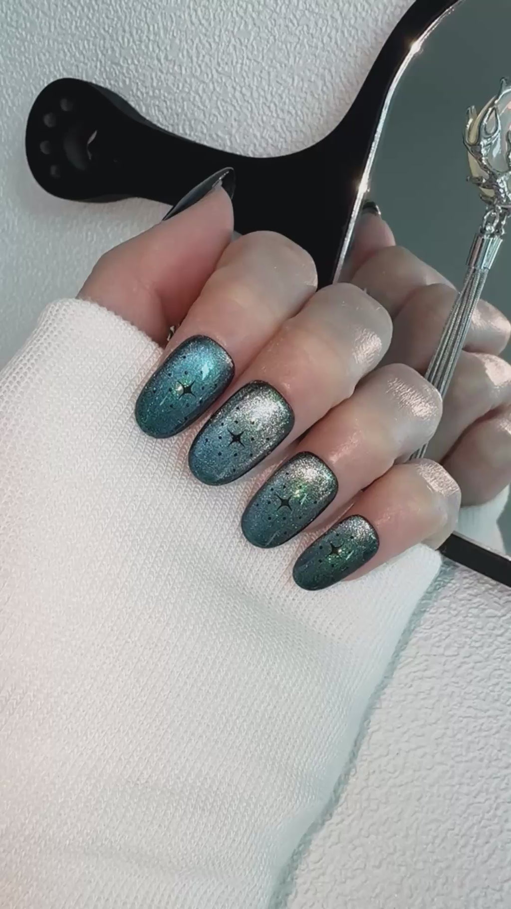 Moonlit Cosmos - COSMIC RIPPLE Nails | Galaxy Aura Press-Ons